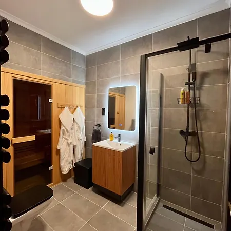 Apartment Rozsa Strasse